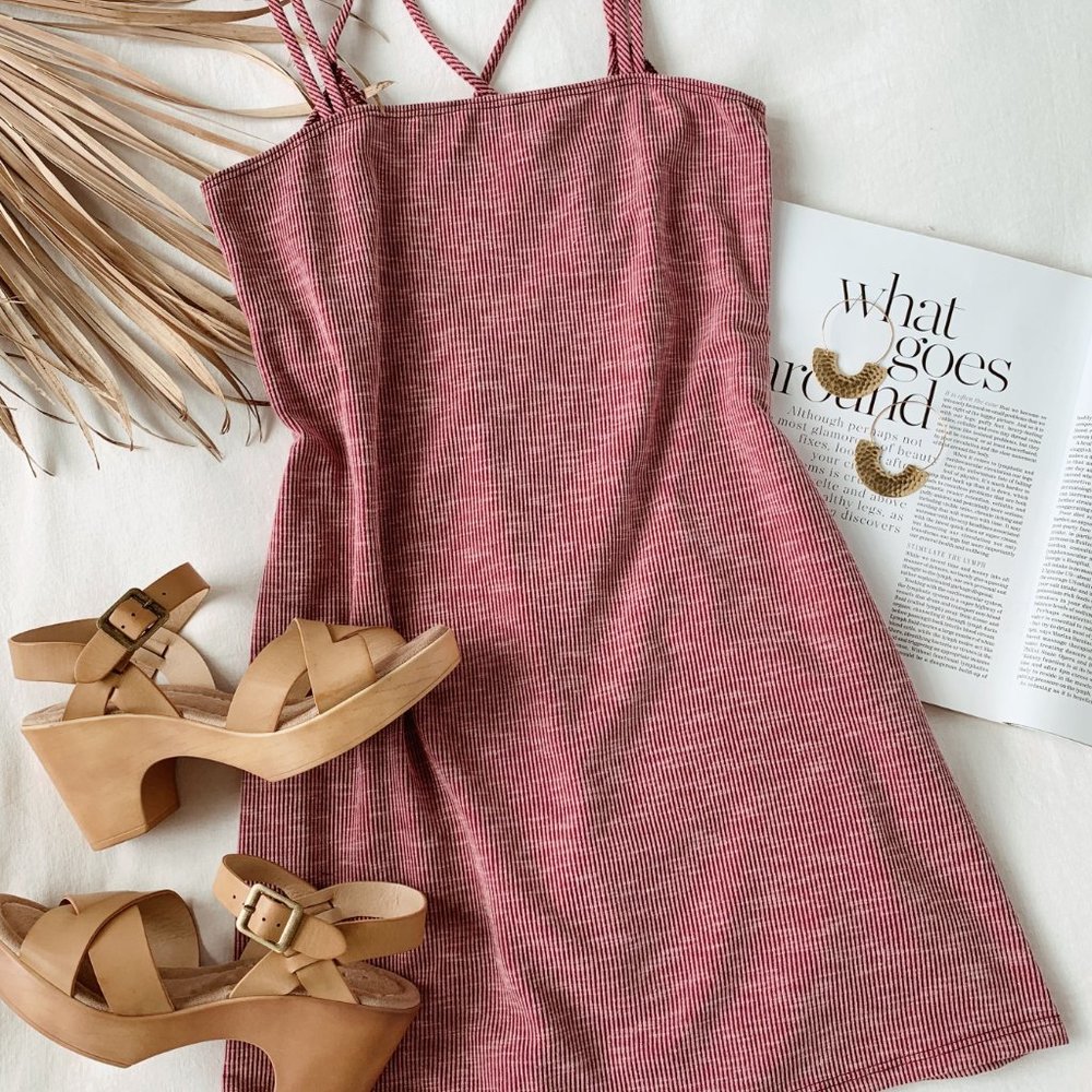 NEW! Lulu's Washed Burgundy Ribbed Strapp Dress XS